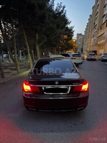 BMW 750 2010, 186,000 km - 4.4 л - Bakı
