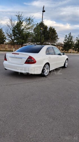 Mercedes E 280 2008, 399,000 km - 3.0 л - Neftçala