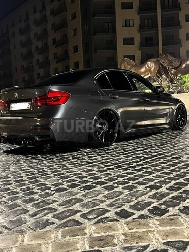 BMW 330 2016, 195,000 km - 2.0 л - Bakı