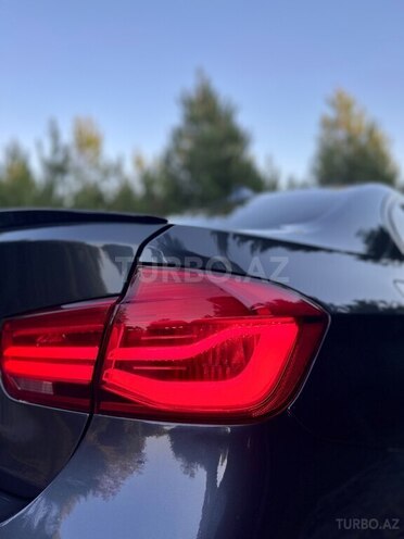 BMW 330 2016, 195,000 km - 2.0 л - Bakı