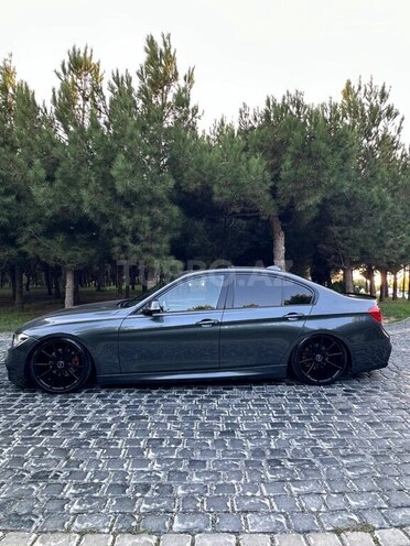 BMW 330 2016, 195,000 km - 2.0 л - Bakı
