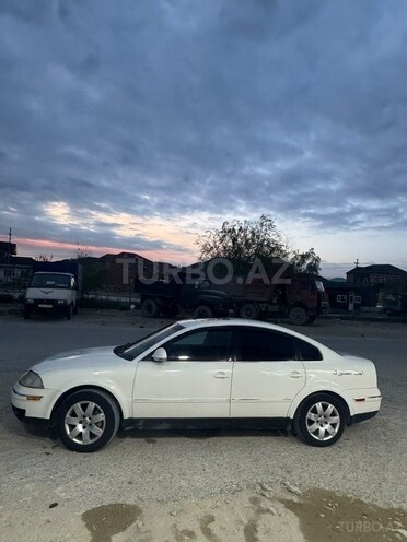 Volkswagen Passat 2004, 240,000 km - 1.8 л - Bakı