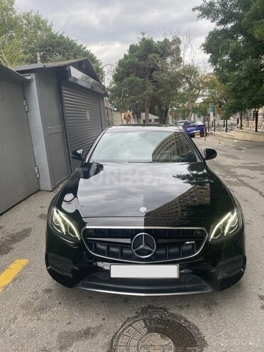 Mercedes E 300 4MATIC