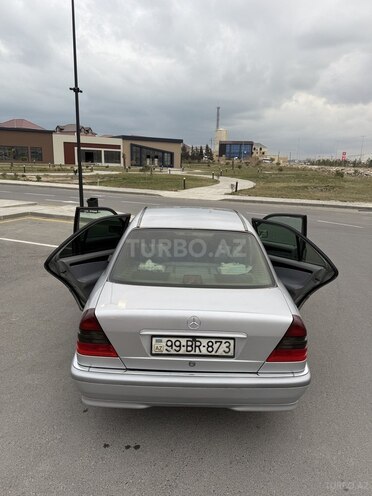 Mercedes C 200 2000, 250,000 km - 2.0 l - Bakı