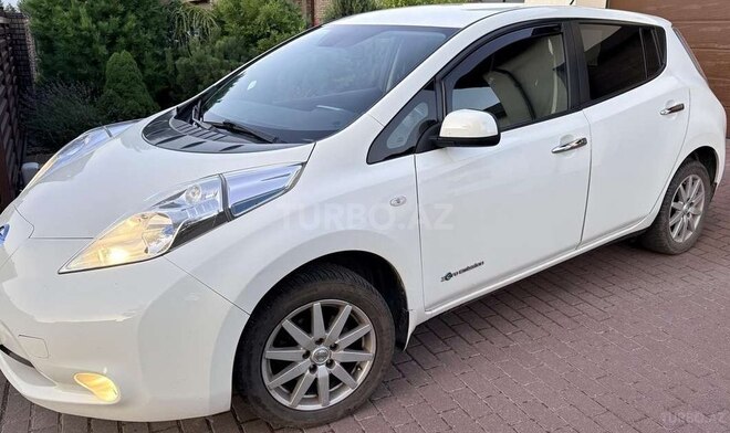 Nissan Leaf 2013, 154,497 km - 0.0 л - Gəncə