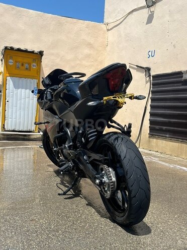 CFMOTO 250 SR 2025, 9,400 km - 0.3 l - Bakı