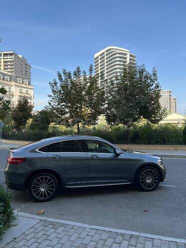 Mercedes GLC 250 4MATIC Coupe 2017, 122,000 km - 2.0 l - Bakı