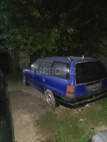 Opel Astra 1993, 301,000 km - 1.7 l - Bakı