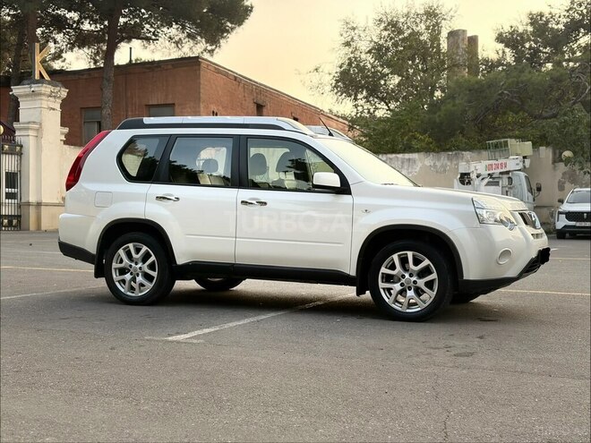 Nissan X-Trail 2013, 160,200 km - 2.5 л - Bakı