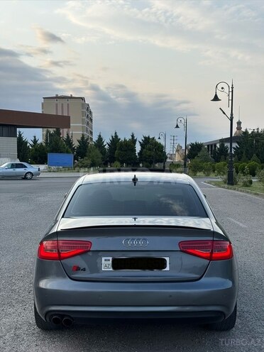 Audi A4 2014, 175,000 km - 1.8 l - Xaçmaz