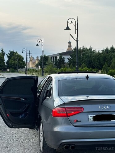 Audi A4 2014, 175,000 km - 1.8 l - Xaçmaz