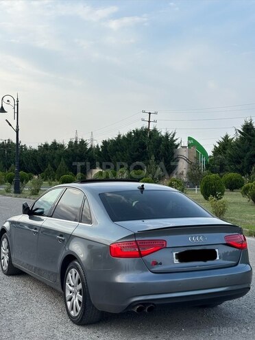 Audi A4 2014, 175,000 km - 1.8 l - Xaçmaz