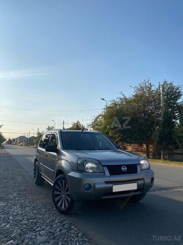 Nissan X-Trail 2001, 260,445 km - 2.0 л - Yevlax