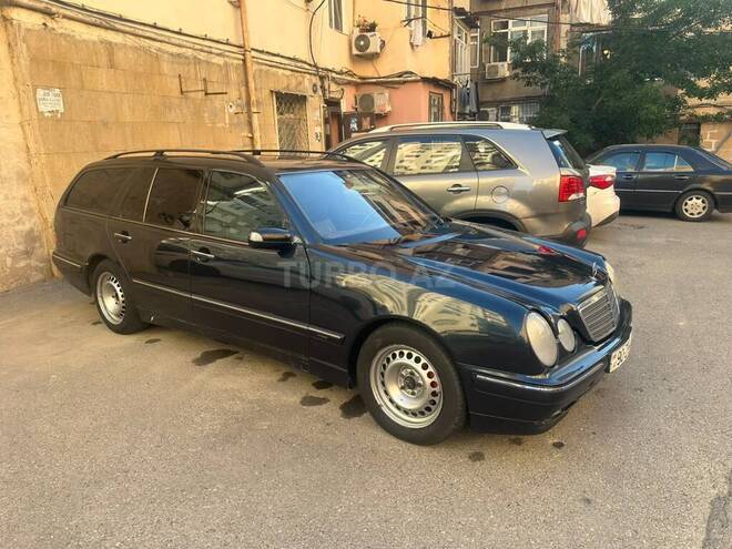 Mercedes E 270 2000, 389,000 km - 2.7 l - Bakı