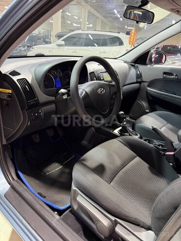 Hyundai i30 2007, 291,000 km - 1.4 л - Sumqayıt