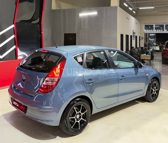 Hyundai i30 2007, 291,000 km - 1.4 л - Sumqayıt