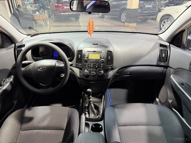 Hyundai i30 2007, 291,000 km - 1.4 л - Sumqayıt