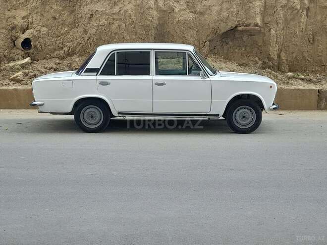 LADA (VAZ) 21011 1981, 111,000 km - 1.3 л - Bakı