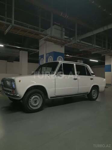 LADA (VAZ) 21011 1981, 111,000 km - 1.3 л - Bakı