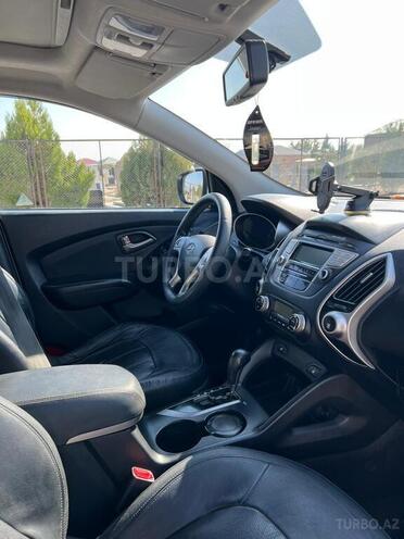 Hyundai ix35 2011, 195,000 km - 2.4 l - Bakı