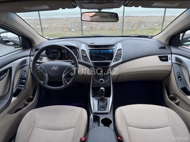 Hyundai Elantra 2015, 117,482 km - 1.8 л - Bakı