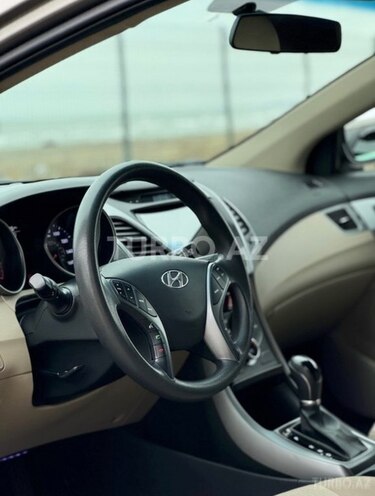 Hyundai Elantra 2015, 117,482 km - 1.8 л - Bakı
