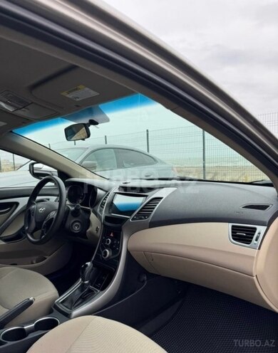 Hyundai Elantra 2015, 117,482 km - 1.8 л - Bakı