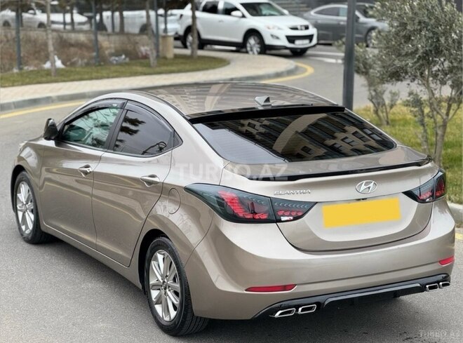 Hyundai Elantra 2015, 117,482 km - 1.8 л - Bakı