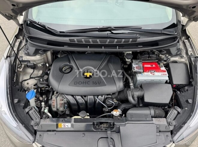 Hyundai Elantra 2015, 117,482 km - 1.8 л - Bakı
