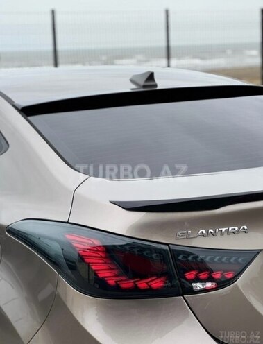 Hyundai Elantra 2015, 117,482 km - 1.8 л - Bakı