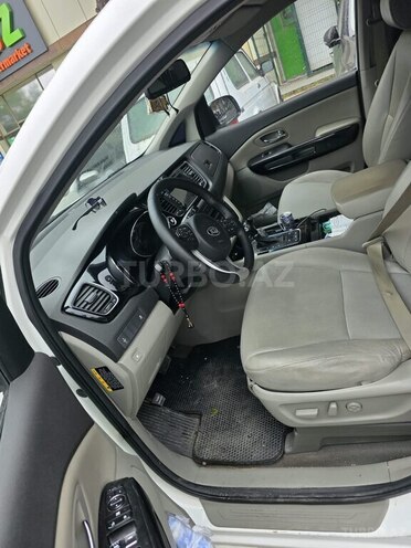Kia Carnival 2015, 183,000 km - 2.2 л - Bakı