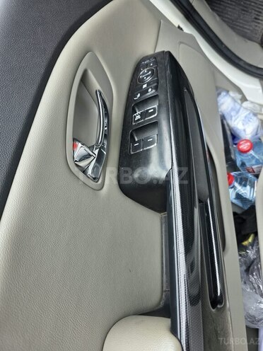 Kia Carnival 2015, 183,000 km - 2.2 л - Bakı