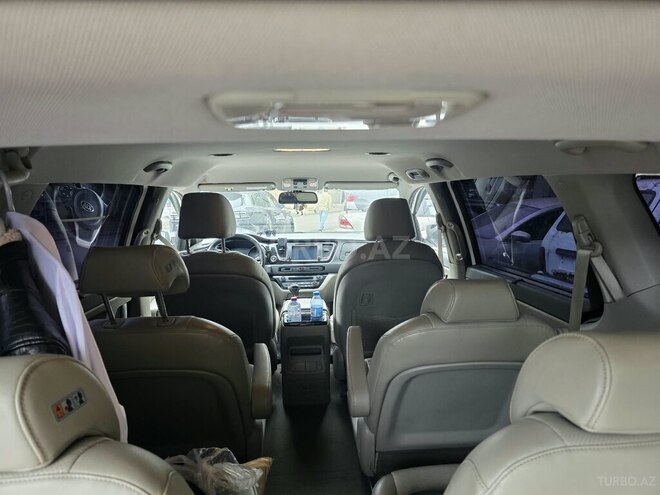 Kia Carnival 2015, 183,000 km - 2.2 л - Bakı