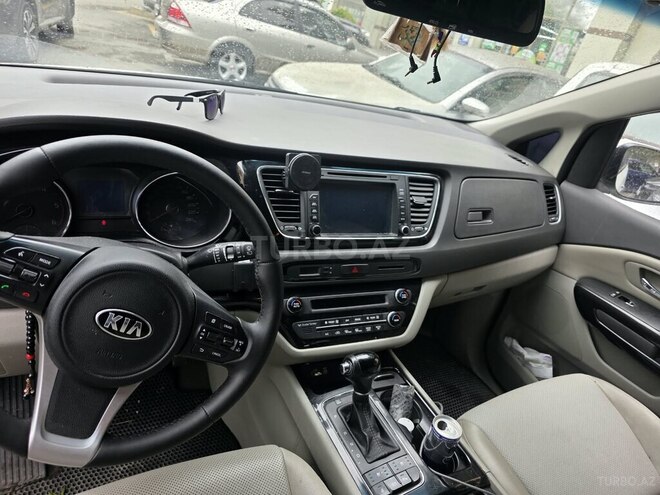 Kia Carnival 2015, 183,000 km - 2.2 л - Bakı