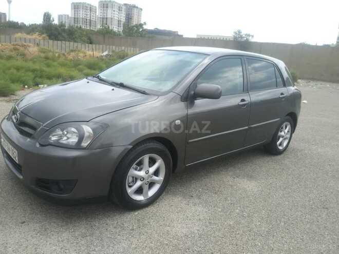 Toyota Corolla 2005, 300,000 km - 1.4 l - Bakı