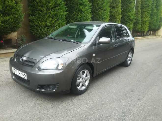 Toyota Corolla 2005, 300,000 km - 1.4 l - Bakı