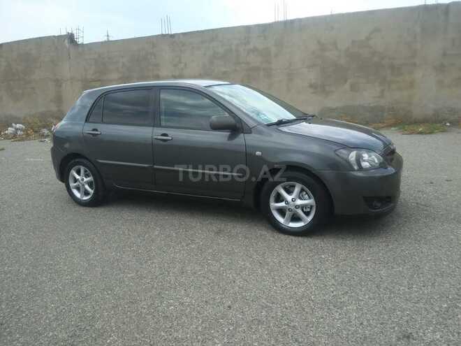 Toyota Corolla 2005, 300,000 km - 1.4 l - Bakı