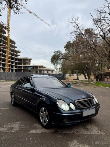 Mercedes E 270 2002, 480,000 km - 2.7 l - Bakı