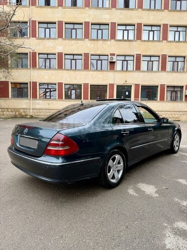 Mercedes E 270 2002, 480,000 km - 2.7 l - Bakı