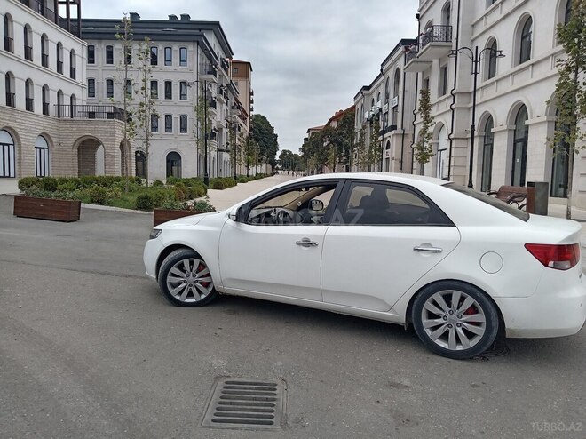 Kia Cerato 2010, 209,000 km - 2.0 л - Gəncə