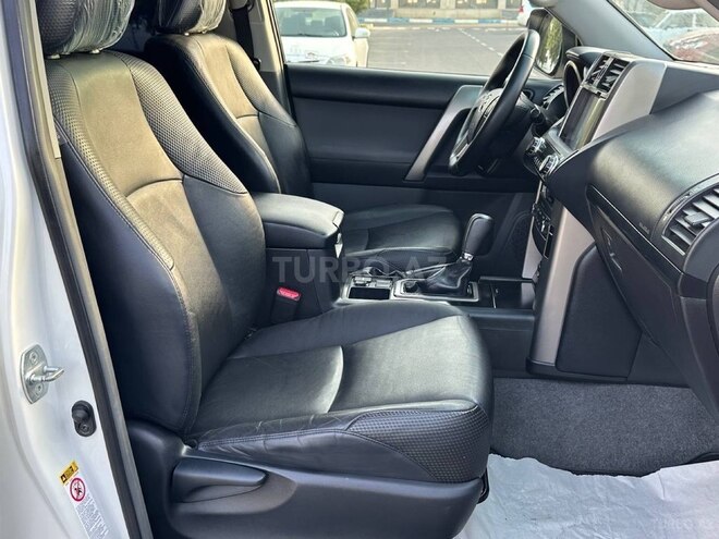 Toyota Land Cruiser Prado 2012, 156,000 km - 2.7 л - Bakı
