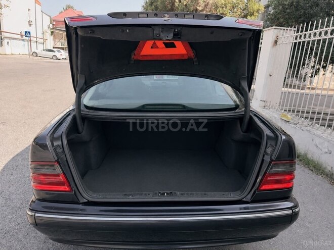 Mercedes E 270 2001, 578,000 km - 2.7 л - Bakı