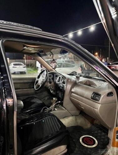 Nissan Pathfinder 2004, 140,000 km - 3.5 l - Astara
