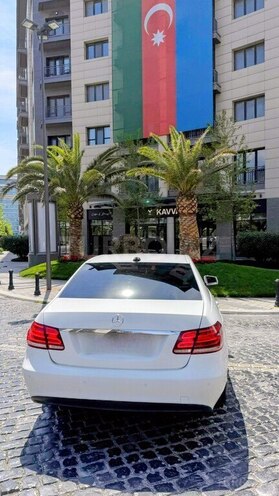 Mercedes E 200 2014, 580,000 km - 2.1 л - Bakı