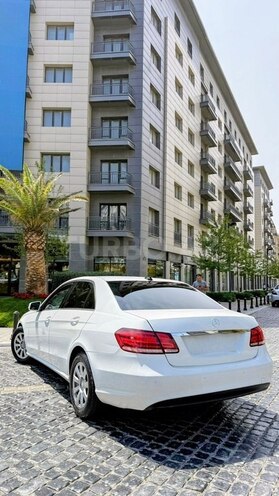 Mercedes E 200 2014, 580,000 km - 2.1 л - Bakı