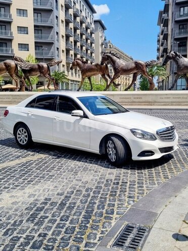 Mercedes E 200 2014, 580,000 km - 2.1 л - Bakı