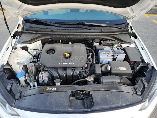 Hyundai Elantra 2017, 137,500 km - 2.0 л - Bakı
