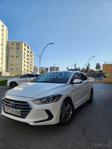 Hyundai Elantra 2017, 137,500 km - 2.0 л - Bakı