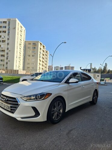 Hyundai Elantra 2017, 137,500 km - 2.0 л - Bakı