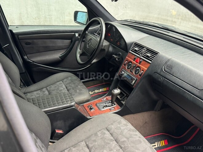 Mercedes C 180 1998, 290,400 km - 1.8 л - Bakı